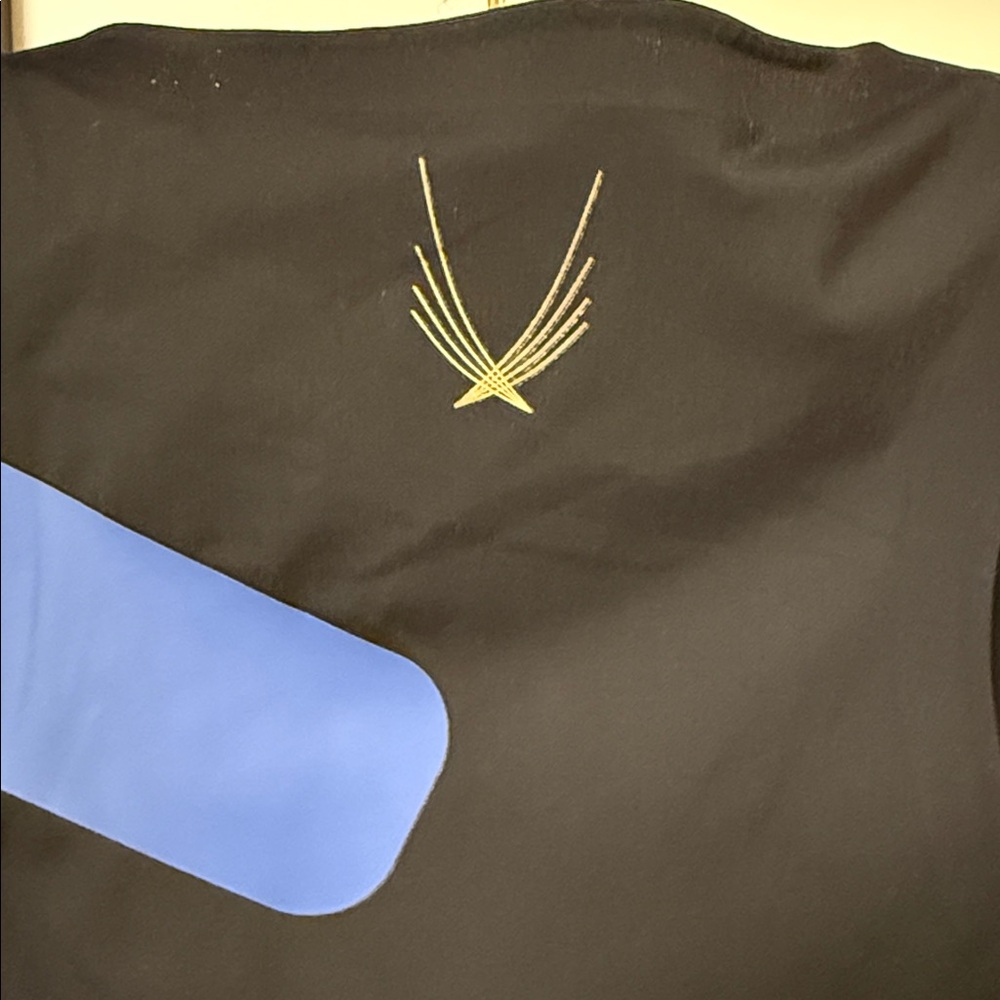 Lucas Hugh Geometric Color Block Crop Top - Rare Cutout Design - Picture 5 of 10